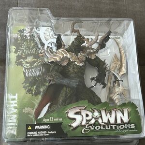 Spawn Evolutions Thamuz Collectible Action Figure - Green